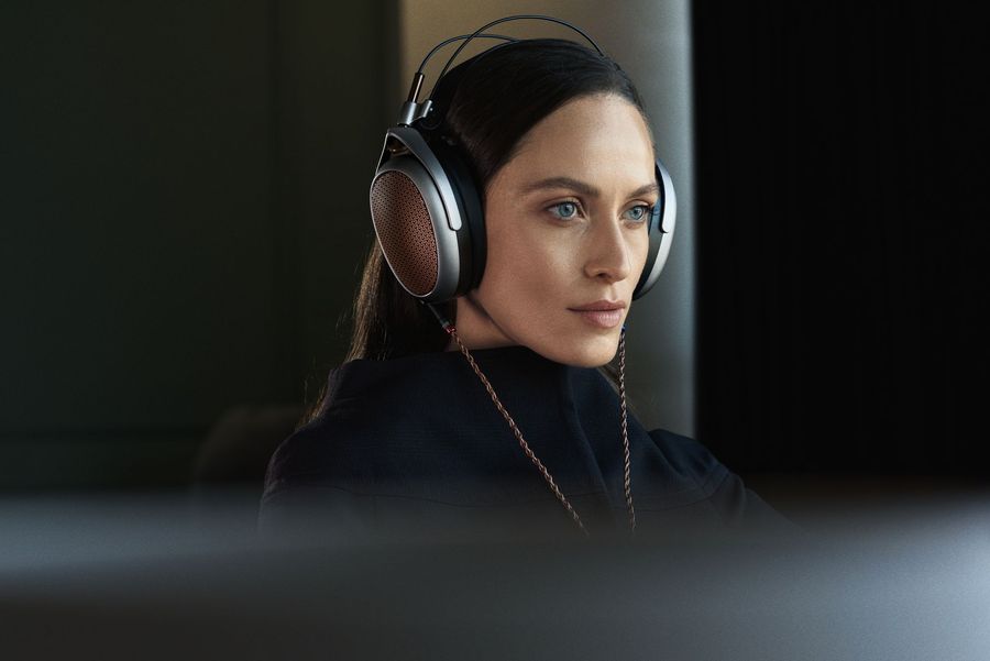 Casque hi-fi Meze POET : mise en situation