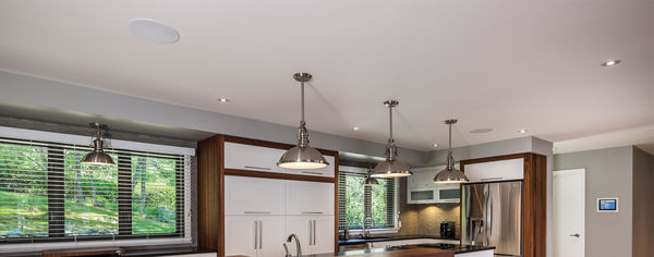 Monitor Audio Slim CS160_lifestyle