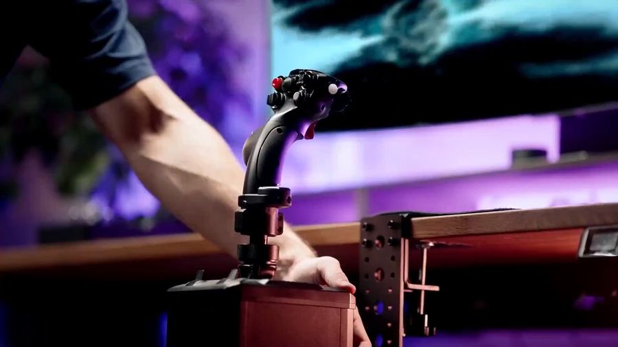 Joystick MHG du Moza Racing AB6 Flight Simulator Bundle au design inspir&eacute; des avions de chasse