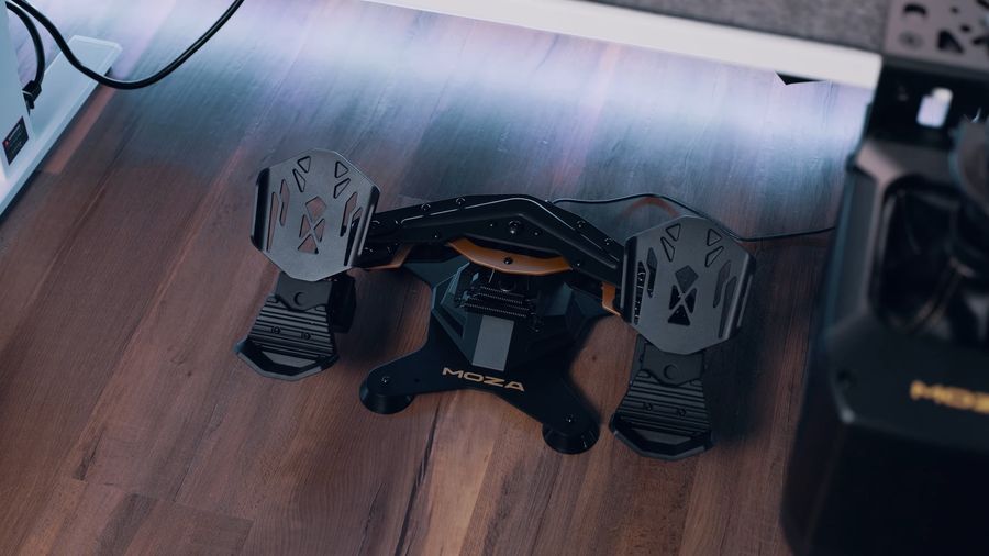 Le palonnier Moza Racing MRP Rudder Pedals immersion flight sim