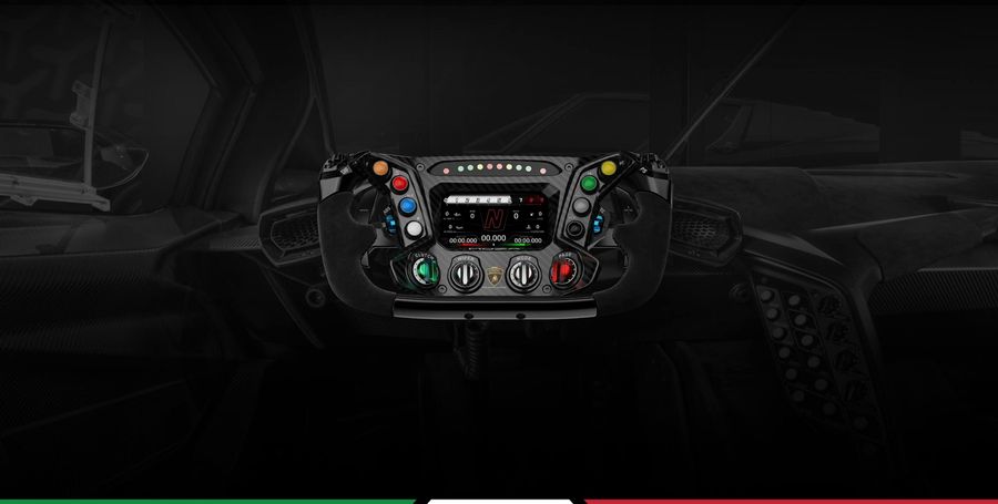 Destiné aux amateurs de Lamborghini, le volant Moza Racing Essenza SCV12 (RS070) offre 72 entrées configurables et dispose d’un écran tactile de 4,3 pouces, soit 11 centimètres.  Le volant de simulation Moza Racing Lamborghini Squadra Corse Essenza SCV12 (RS070) cible les passionnés de la marque italienne. Il propose 72 commandes personnalisables ainsi qu’un écran tactile de 4,3 pouces (11 cm).