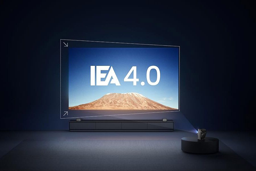 Projecteur Nebula P1 affichant une image avec fonction d'ajustement automatique des angles et du cadrage de projection.