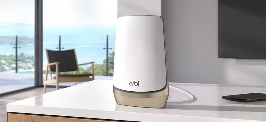 Un point d’accès permet d’étendre un réseau Wi-Fi en utilisant une liaison Ethernet. C’est une solution adaptée aux grandes surfaces ou pour couvrir un étage supplémentaire dans une maison.