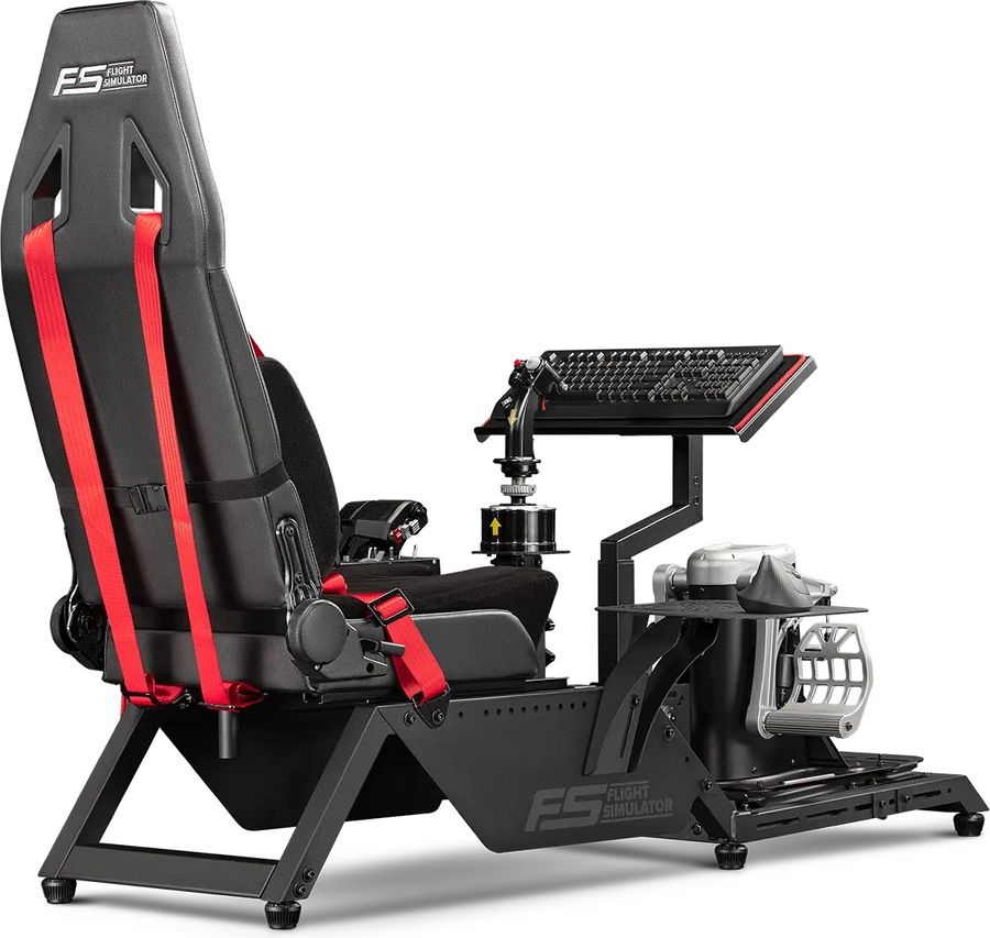 Cockpit Next Level Racing Flight Simulator con&ccedil;u pour la simulation a&eacute;rienne avec structure r&eacute;aliste et ergonomique.