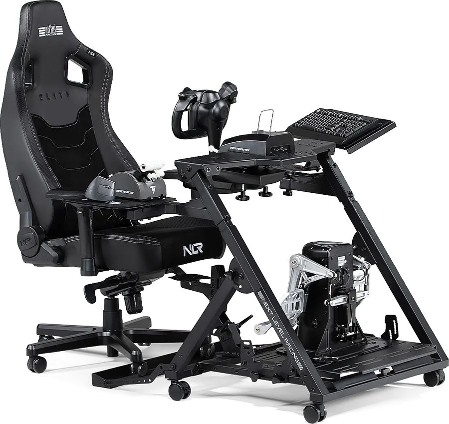 Le support de simulation de vol Next Level Racing Flight Stand Pro est compatible avec toutes les chaises gamer.