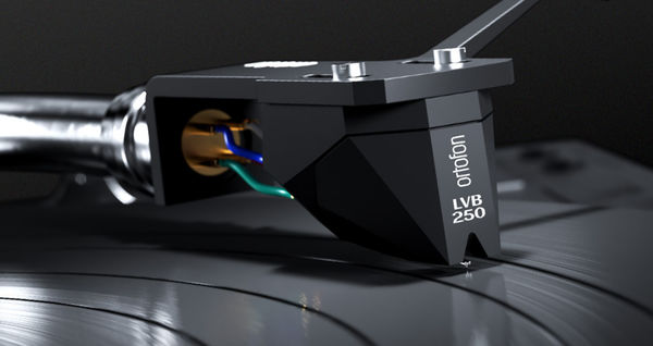 Ortofon 2M Black LVB 250 mise en situation