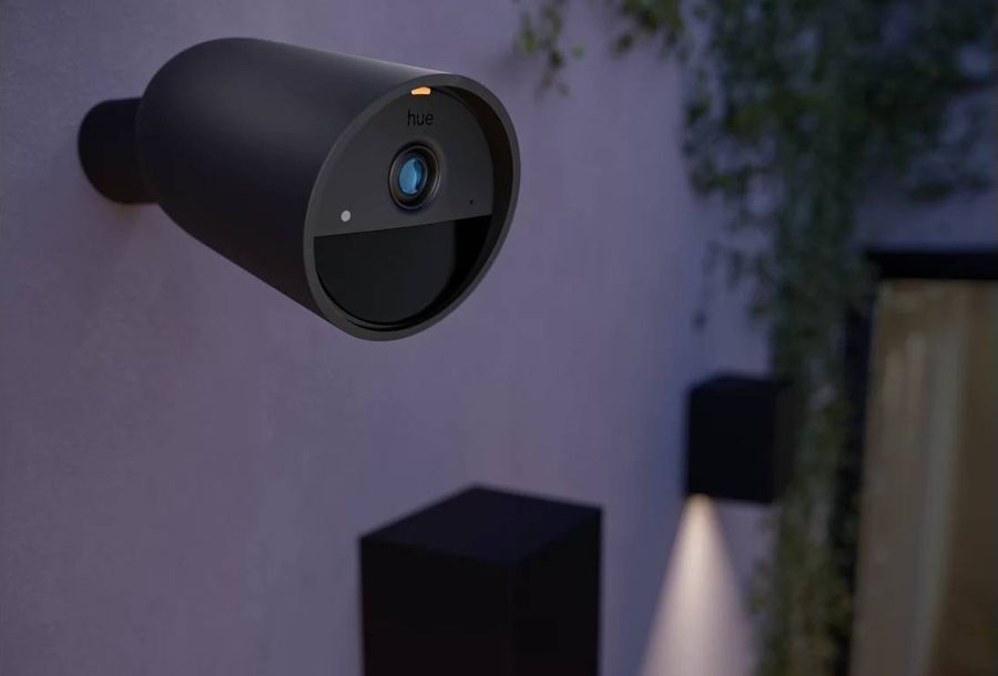 La caméra de surveillance Philips Hue Secure s'intègre parfaitement dans l'écosystème Philips Hue.