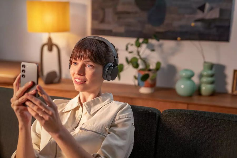 Casque Bluetooth Philips TAH3209 Casque Bluetooth Philips TAH3209 : mise en situation