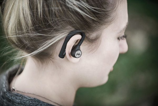 PSB Speakers M4U TW1 lifestyle