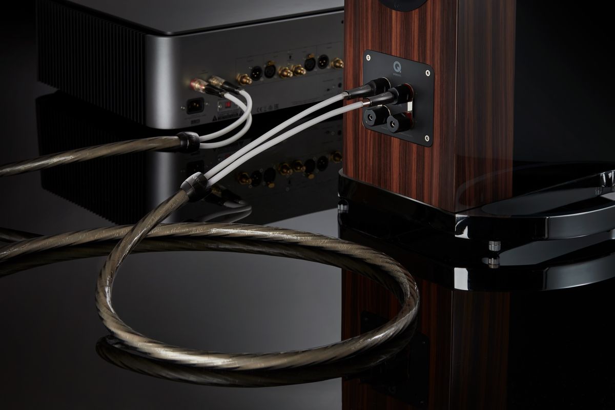 Câble d'enceintes QED Supremus Zr Câble d'enceintes QED Supremus Zr