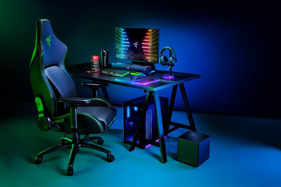 La barre de son Razer Leviathan est un système compact de bureau