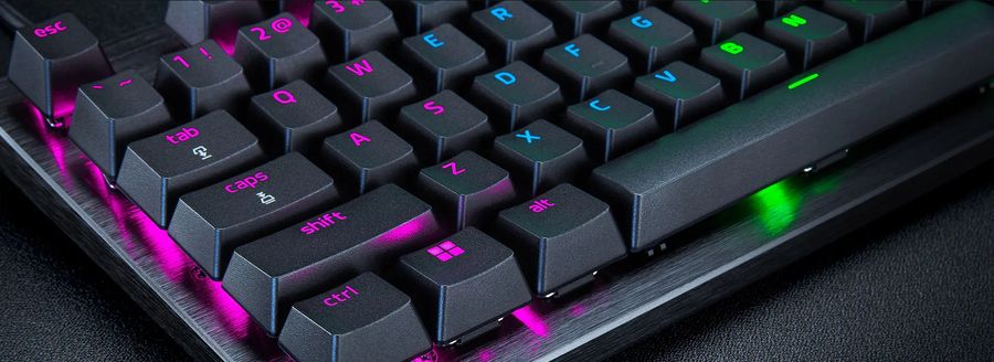 Conçues en PBT, les touches du clavier gaming Razer Huntsman V3 Pro offrent une grande durabilité.