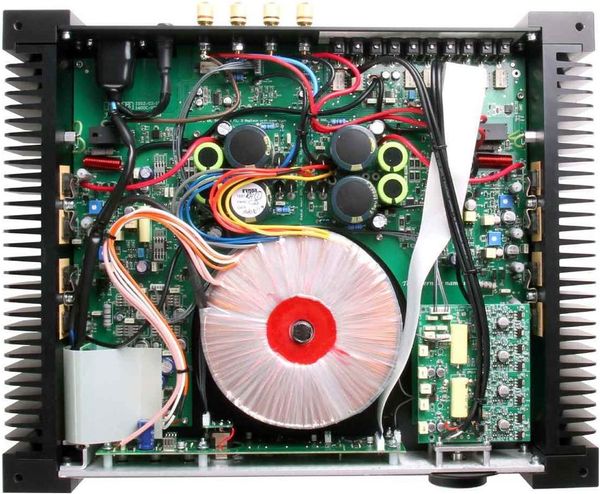 Rega Aethos : Vue intérieure