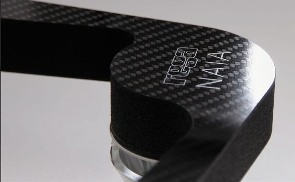 Rega Naia + cellule Aphelion 2 MC : Vue de détail