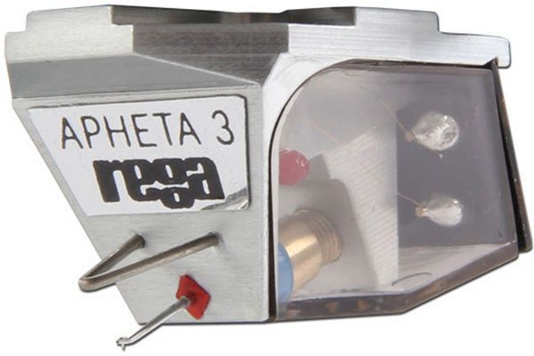 Rega Planar 8 + Apheta 3 + Neo PSU MKII : Vue de détail