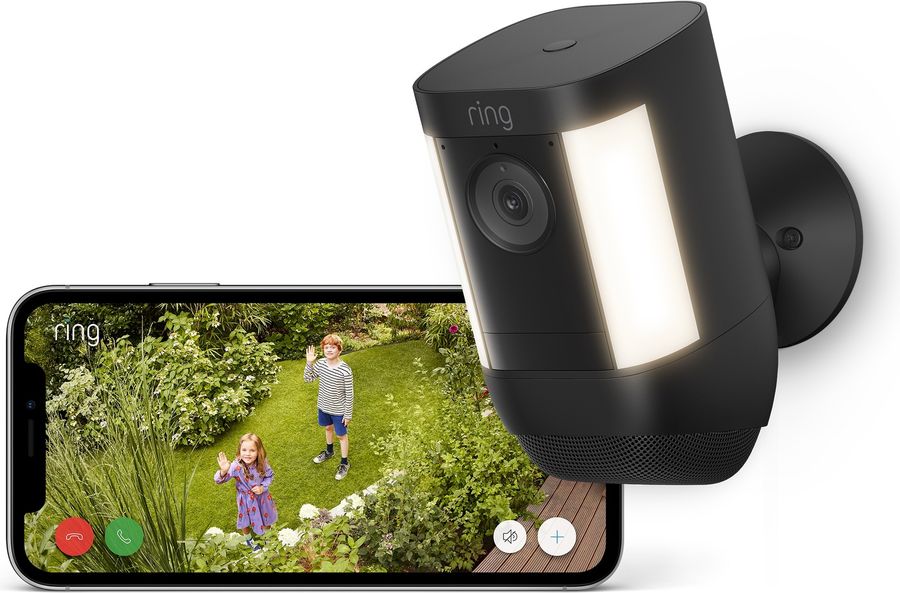 Pour piloter la caméra autonome Ring Spotlight Cam Pro Battery, l'application gratuite donne accès aux vidéos et aux paramètres.