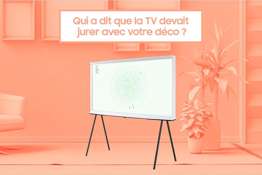 Grâce à son design unique, le téléviseur Samsung The Serif 2024 TQ55LS01D s'intègre dans tous les intérieurs.