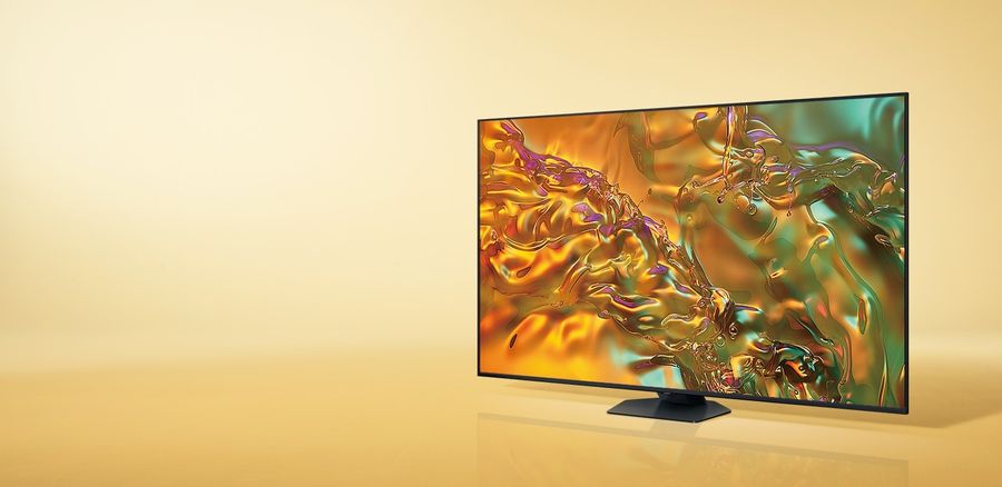 Le grand TV 4K UHD Samsung TQ55Q80D est id&eacute;al pour les films, les s&eacute;ries et les jeux vid&eacute;o.