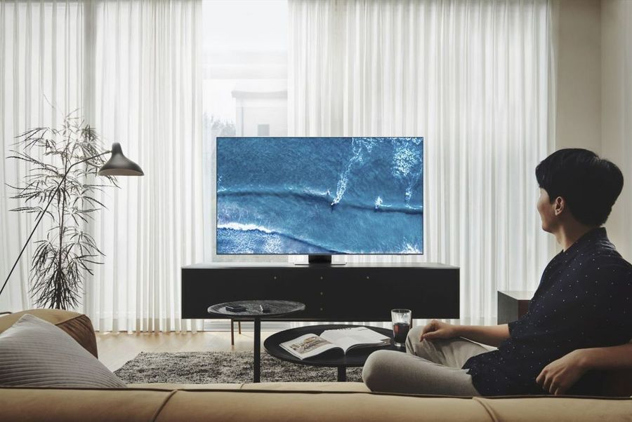 Mise en situation téléviseur 4K Samsung TQ55QN85C Mise en situation téléviseur 4K Samsung TQ55QN85C