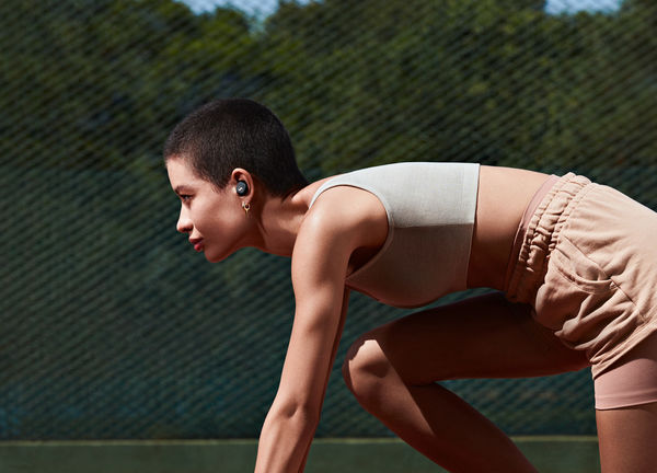 Écouteurs sport Sennheiser Sport True Wireless : mise en situation sur une sportive