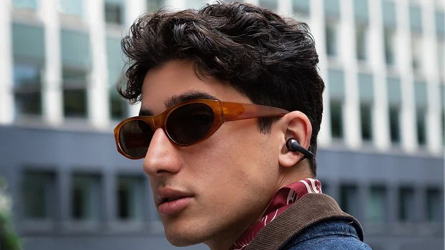 Shokz OpenDots ONE : écouteurs discrets avec double transducteur et Bassphere pour un son puissant.