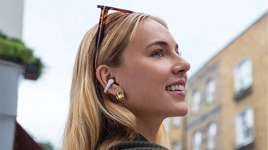 Technologie Dynamic Ear Detection des Shokz OpenDots ONE pour reconnaître automatiquement chaque oreille.