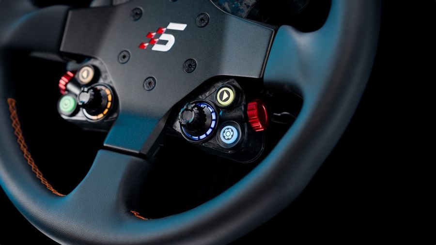 Commandes ergonomiques du Simagic NEO-X 330T avec boutons RGB et encodeurs rotatifs configurables