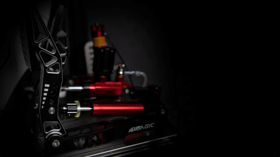 P&eacute;dalier Simagic P2000 avec r&eacute;plique de cylindres de course et pr&eacute;cision &eacute;lev&eacute;e