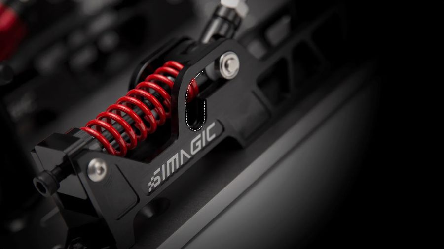 Embrayage concave Simagic P2000 avec point de friction r&eacute;aliste et r&eacute;glages personnalis&eacute;s