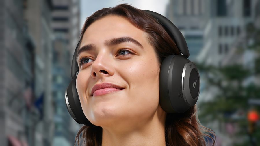 Casque Bluetooth Soundcore Space One Pro avec audio Hi-Res et pliage FlexiCurve.