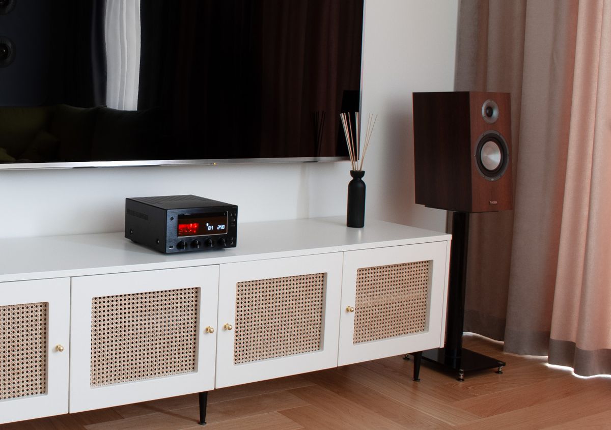 Ampli avec Bluetooth Taga Harmony HTR-1000 CD v3