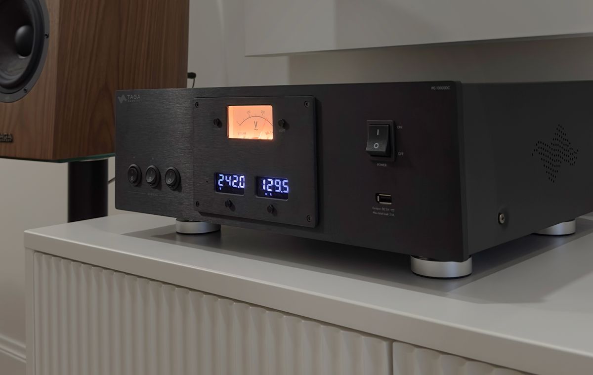 Taga Harmony  PC-10000DC