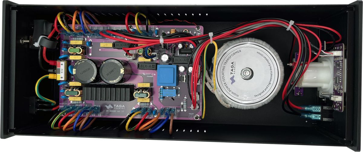 Filtre secteur Taga Harmony PC-8000DC