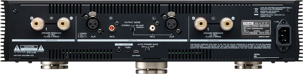 L'amplificateur de puissance TEAC AP-701 offre un mode stéréo et un mode bi-amplification.