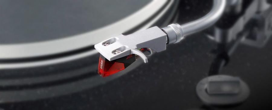 Cellule Ortofon 2M Red et platine Teac TN-5BB
