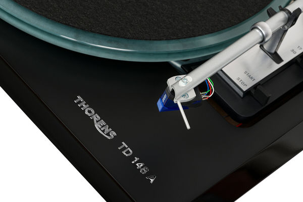 Thorens TD-148 A TP95 Ortofon 2M Blue