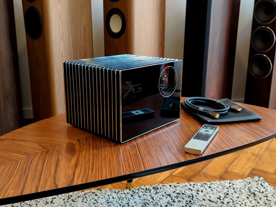 Vid&eacute;oprojecteur UHD 4K BenQ W5700 
