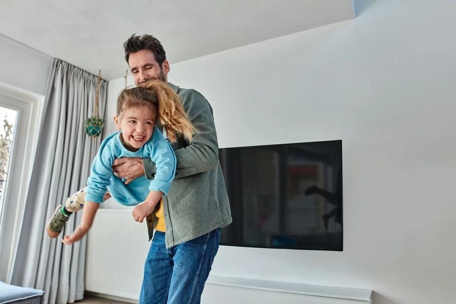 Support TV mural Vogel's TVM 3405 : mise en situation