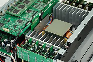 Denon AVR-4520 vue int&eacute;rieure