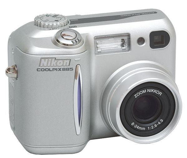 Nikon Coolpix 885 Silver - Appareils photo sur Son-Vidéo.com
