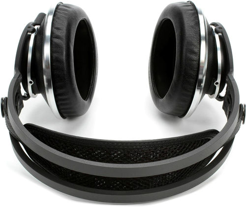 AKG K812 top