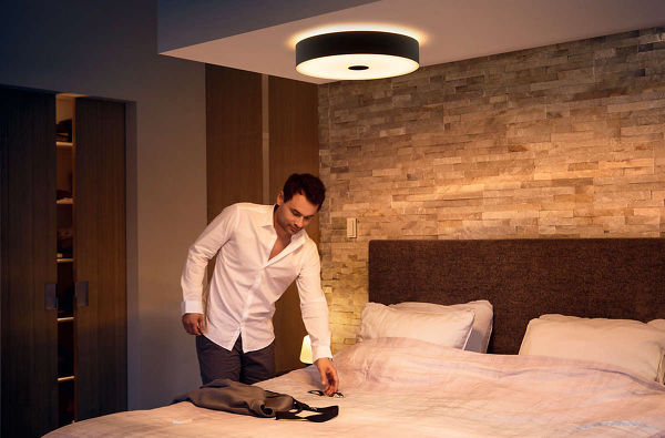 Philips Hue Ceiling Fair