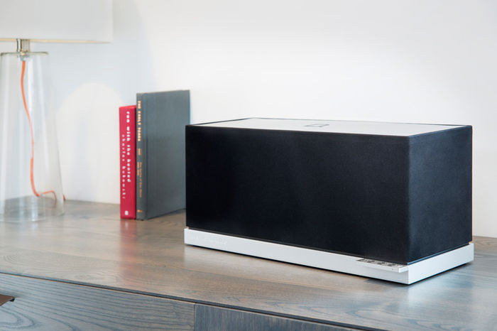 Definitive Technology W9