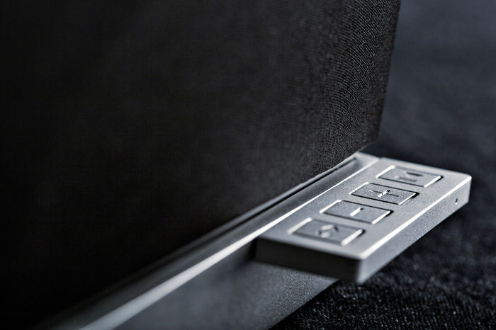 Definitive Technology W9