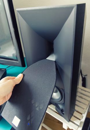 Test des enceintes JBL Studio 530