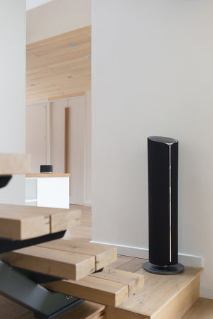 Philips Fidelio Izzy BM90