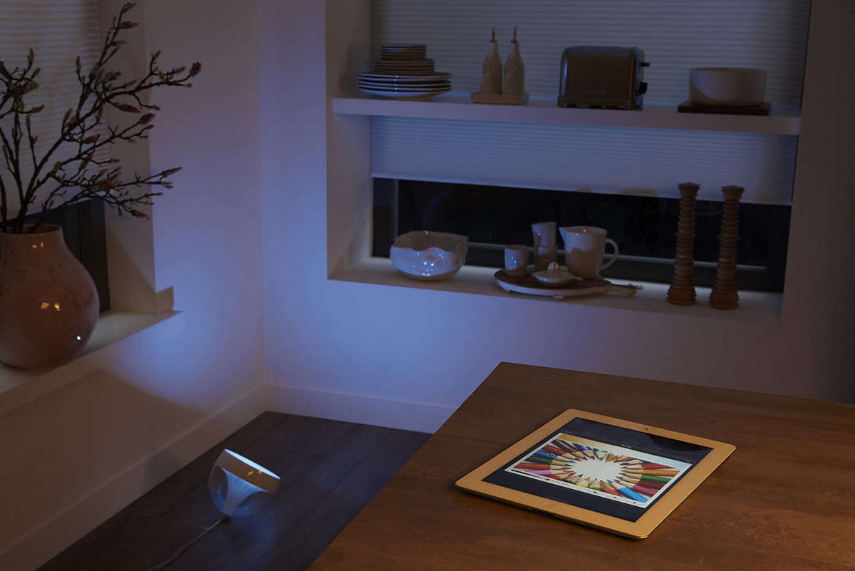 Philips Hue Iris Clear