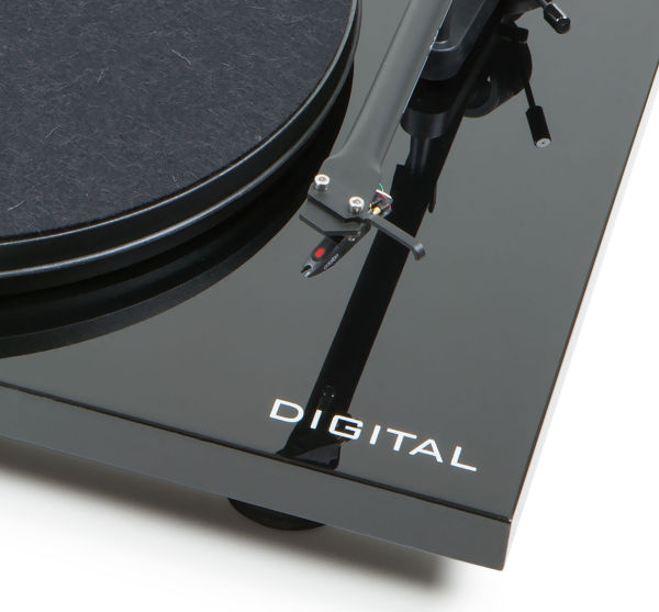 Pro-Ject Essential II Digital : vue de détail