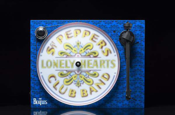 Pro-Ject Essential III Sgt Pepper's