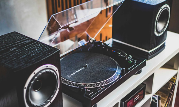 Choisir une platine vinyle USB